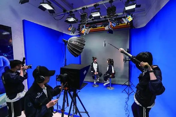 光影筑夢，創意未來——衢州市工程技術學校2024年影視節目策劃專業招生簡章